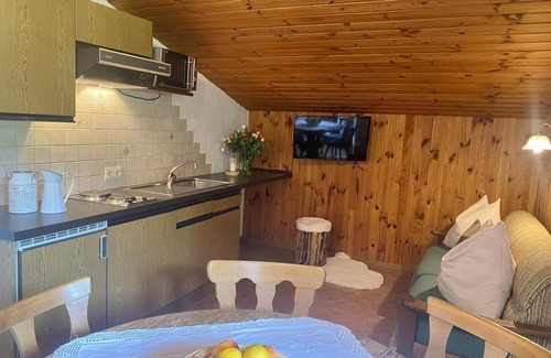 Taxenbach Apartment | Apartment '4' with Mountain View, Shared Garden & Wi-Fi