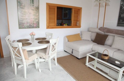 Roquetas de Mar Apartment | Apartment 5 minutes from the beach, with pool and recently renovated