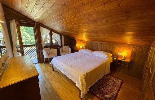 Cortina d'Ampezzo Apartment | Apartment 5 Torri, tipico attico a Cortina