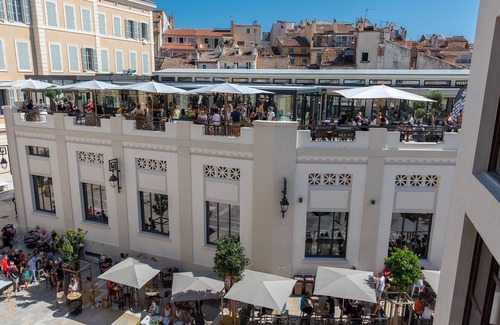 Toulon Apartment | Apartment 57 m2 200 meters from the Port of Toulon