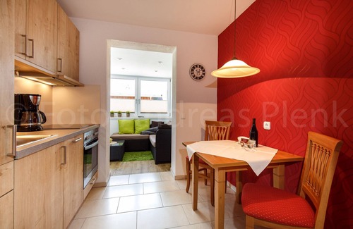 Ruhpolding Apartment | Apartment 6, 41sqm, 2 balconies, 1 bedroom, living room, kitchen, WLAN, 2 TVs