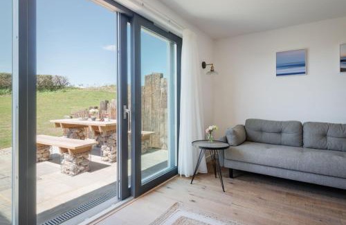 Hope-Cove House | Apartment 6, Castle Cove