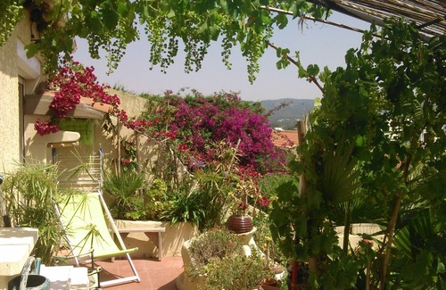 La Ciotat Apartment | Apartment 61 m2- 4 pers- very quiet- in villa with terrace and garden