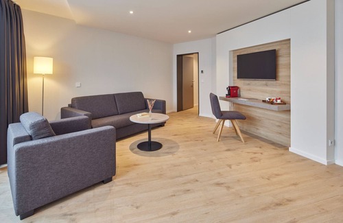 Gmain Apartment | Apartment 7 Extra Extra Large with terrace incl. breakfast buffet for 1-4 persons