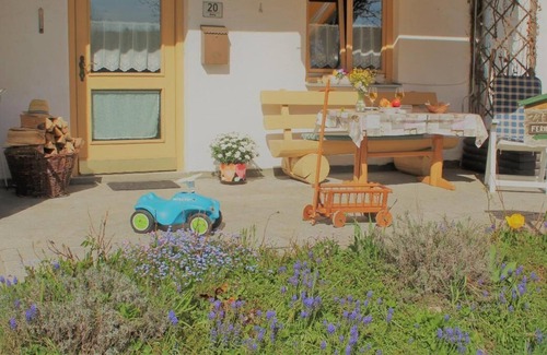 Arnbruck Apartment | Apartment (70sqm) on the ground floor for up to 5 people