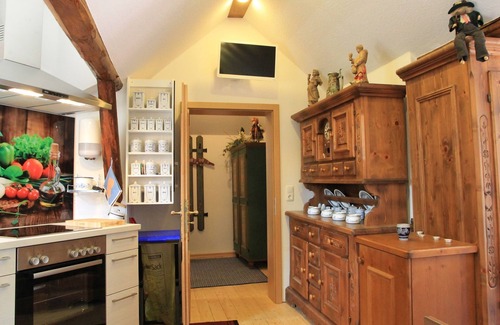 Adorf Apartment | Apartment '95qm' with Private Terrace and Wi-Fi