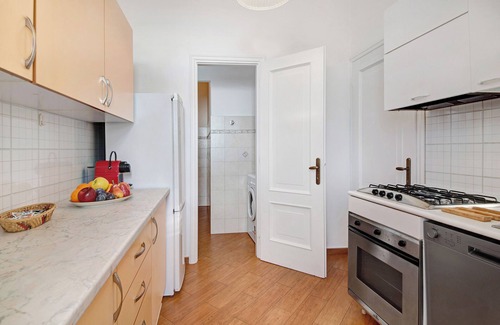 Ruta Apartment | Apartment "Accogliente Vista Mare" with Garden & Wi-Fi