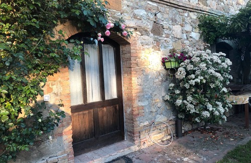 Radicondoli Apartment | Apartment 'Agriturismo San Domenico-Il Roseto' with Private Pool, Shared Terrace and Wi-Fi