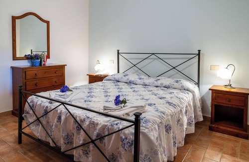 Roccastrada Other | Apartment "Alba" with Terrace, Outdoor Pool & Wi-Fi