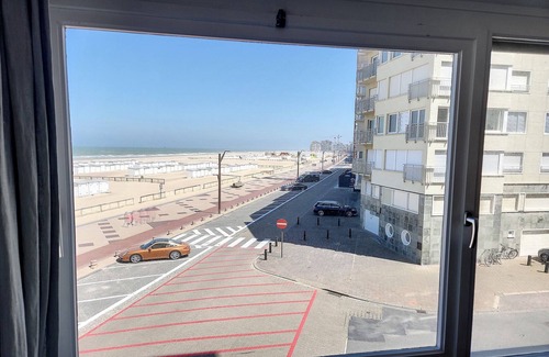 Heist Apartment | Apartment Albertstrand with Stunning Seafront View