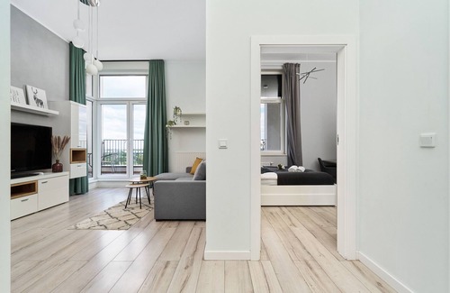 Fabryczna Apartment | Apartment Aleja Architektów by Renters