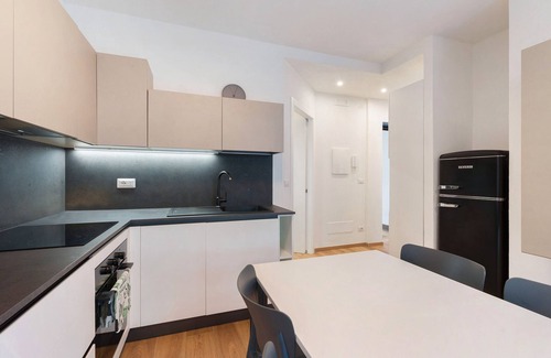 Moconesi Apartment | Apartment 'Alfred' with Private Terrace, Wi-Fi and Air Conditioning