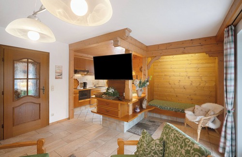 Mittenwald Apartment | Apartment 'Alpenaster' with Mountain View, Private Terrace and Wi-Fi