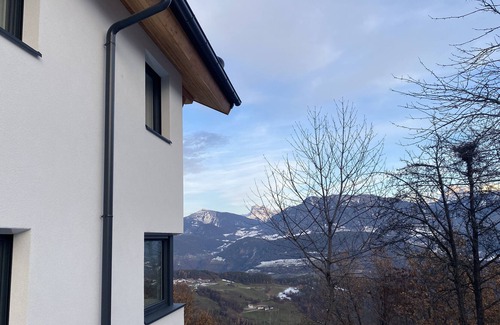 Longomoso Apartment | Apartment "Alpenglow Aurelia" with Mountain View, Private Terrace & Wi-Fi