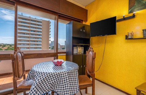Torralta Apartment | Apartment 'Alvorada Divinal' with Sea View, Private Garden and Balcony