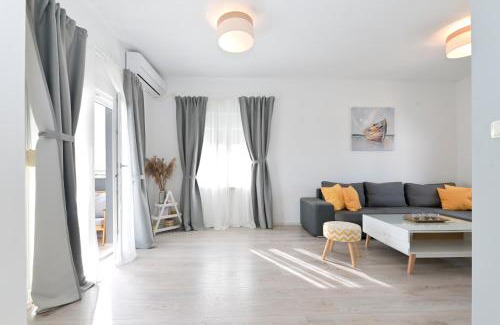 Municipality of Sukosan Apartment | Apartment Amelie - with pool and sauna!