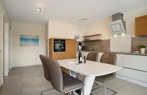 Waggershausen Apartment | Apartment 'Annette's Home and Garden' with Private Terrace and Wi-Fi