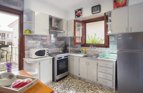 Oliva Apartment | Apartment 'Apartamento En Playa Acogedor' with Private Terrace, Wi-Fi and Air Conditioning