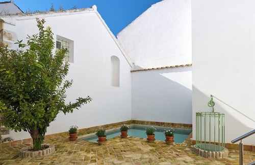 Espejo Apartment | Apartment 'Apartamento III' with Shared Pool, Wi-Fi and Air Conditioning