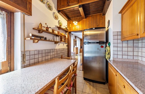 Pieve di Cadore Apartment | Apartment 'Appartamento Primo Piano 2' with Mountain View, Private Terrace and Wi-Fi