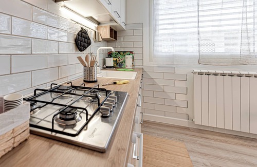 San Miniato Apartment | Apartment 'Appartamento Maripi' with Balcony, Wi-Fi and Air Conditioning