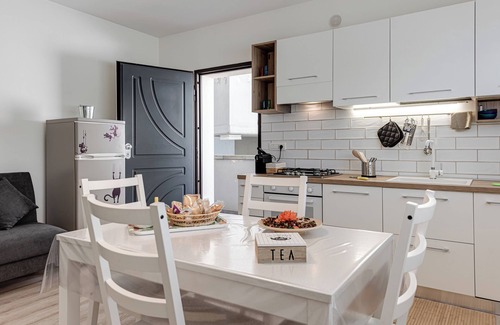 San Miniato Apartment | Apartment 'Appartamento Maripi' with Balcony, Wi-Fi and Air Conditioning