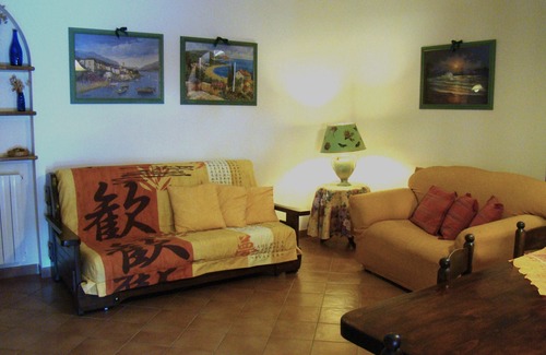 Capoliveri Apartment | Apartment 'Appartamento Zizzolo' with Private Terrace, Private Garden and Wi-Fi