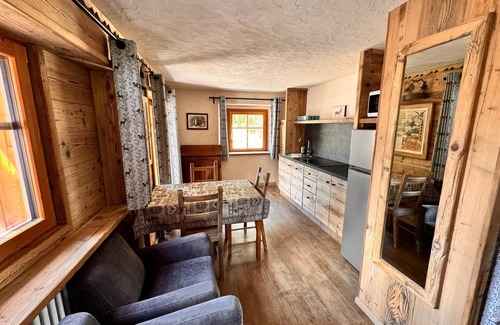 Cogne House | Apartment 'Appartamento 403 Con Sauna Privata' with Wi-Fi