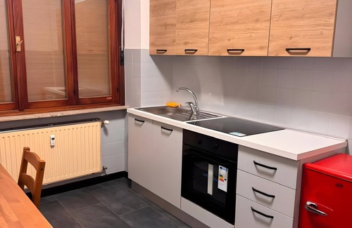 Monfalcone Apartment | Apartment 'Aris' with Balcony and Air Conditioning