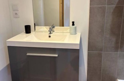 Armentieres Apartment | Apartment Armentières near train station