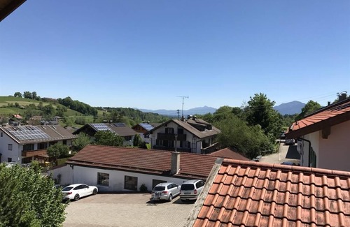 Bad Kohlgrub Apartment | Apartment Arnika - spa hotel on the meadow slope