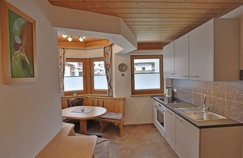 Gerlos Apartment | Apartment-Private Bathroom-Mountain view