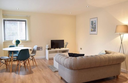 Havering Apartment | Apartment at Morland House Apartments