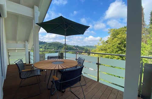 Sasbachwalden Apartment | Apartment 'Auszeit' with Mountain View, Wi-Fi and Air Conditioning