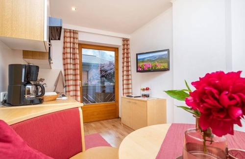 Flachau Apartment | Apartment B (3-4 persons/2 bedrooms) - Holiday home Eva