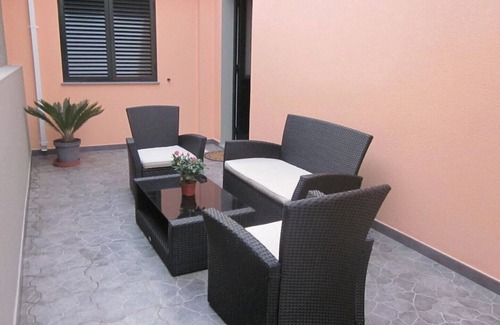 Se Apartment | Apartment B Rosy Apartments