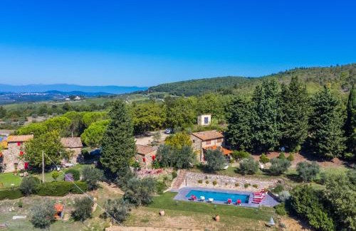 San Pietro in Bossolo Apartment | Apartment Badia a Passignano-1 by Interhome