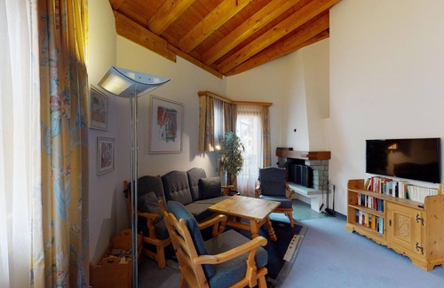 Zuoz Apartment | Apartment Belvair 21 - Quiet 2.5-Room Apartment in Zuoz