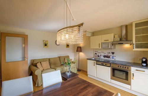 Stiegl Apartment | Apartment Berg - Waldvilla Bergsee