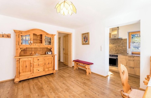 Mittenwald Apartment | Apartment "Bernstein" Near the Ski Lift with Mountain View, Wi-Fi, Balcony & Terrace