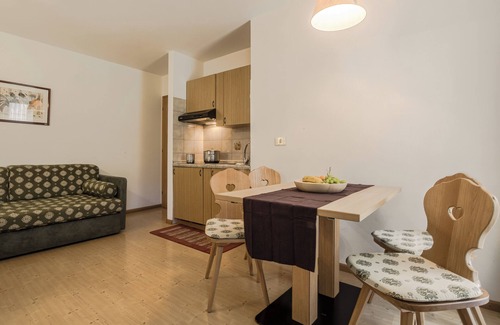 Arabba Apartment | Apartment 'Bilocale Pizac' with Wi-Fi