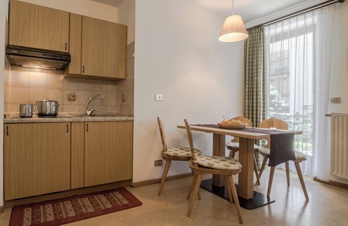 Arabba Apartment | Apartment 'Bilocale Pizac' with Wi-Fi