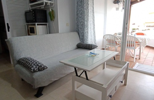 Calahonda Apartment | Apartment 'Brisa y Mar' with Shared Pool, Private Terrace and Wi-Fi