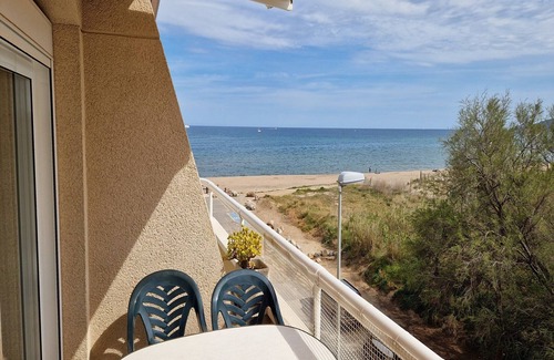 Aiguablava Apartment | Apartment by the Beach with Pool in Spain