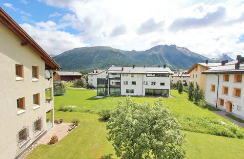 Celerina-Schlarigna Apartment | Apartment Cign OG 2 - Cozy 3.5-Room Apartment on the Edge of Celerina