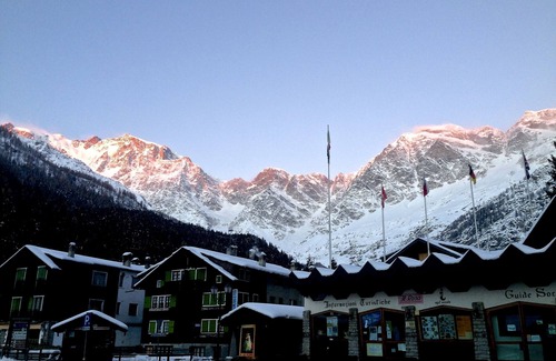 Borca Apartment | Apartment "Casa Weisstor", with lawn and vegetable gardens in the presence of Monte Rosa