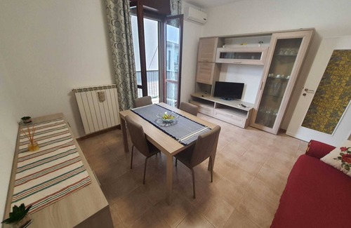 Liscate Apartment | Apartment casa antonio 10 minutes from linate 35 minutes from bergamo