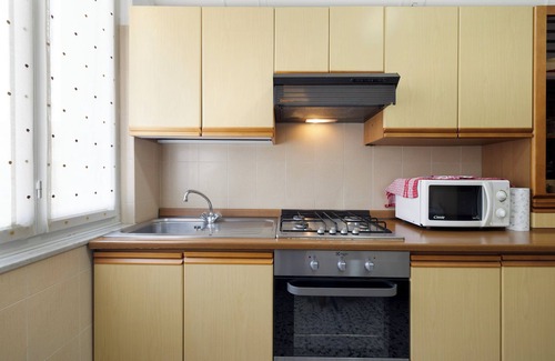 Pietra Ligure Apartment | Apartment 'Casa Nuccia' with Balcony, Wi-Fi and Air Conditioning