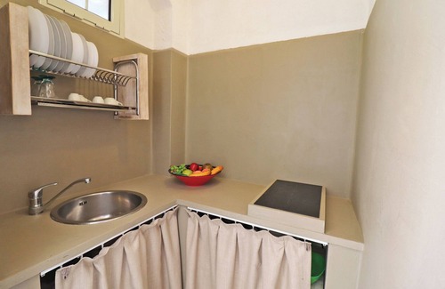 Otranto Apartment | Apartment 'Casa Vacanza Malvasia Nera Otranto' with Shared Pool, Wi-Fi and Air Conditioning