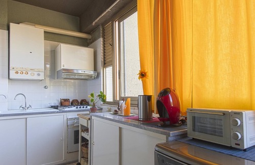 Valderice Apartment | Apartment Casa Vincenza with A/C, Balcony & Wi-Fi